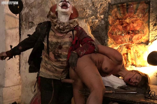 Horror Porn photo gallery 2nd picture